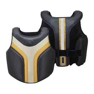 Protection thoracique rembourrée pour éviter les blessures causées par les frappes répétées lors de l'entraînement – Équipement de protection thoracique pour une sécurité accrue - Product Image 3