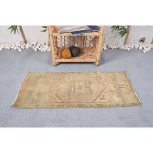 Tapis turc patchwork en laine beige vintage 1,4x3,4 pieds pour décorations de salon Style adolescent - Product Image 1
