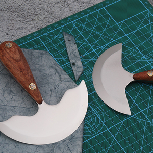 Couteau rond en cuir poli avec poignée en bois Couteau de travail en cuir de qualité supérieure Manche en bois fait à la main pour atelier - Product Image 4