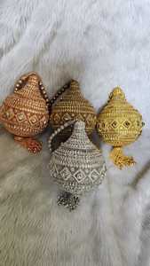 Pochette élégante pour femme en métal léger avec perles, fermeture à pression, forme et taille personnalisables, doublure en soie, bandoulière pour soirée - Product Image 6