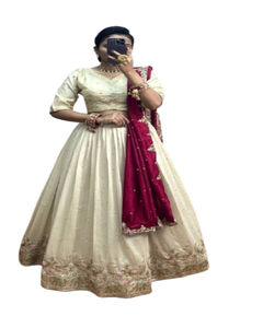 Estilo indio pakistaní Boda de las mujeres Lehenga Choli Bordado Trabajo Red completa Lehenga Choli Dupatta Blusa Diseñado Estilo indio - Product Image 1