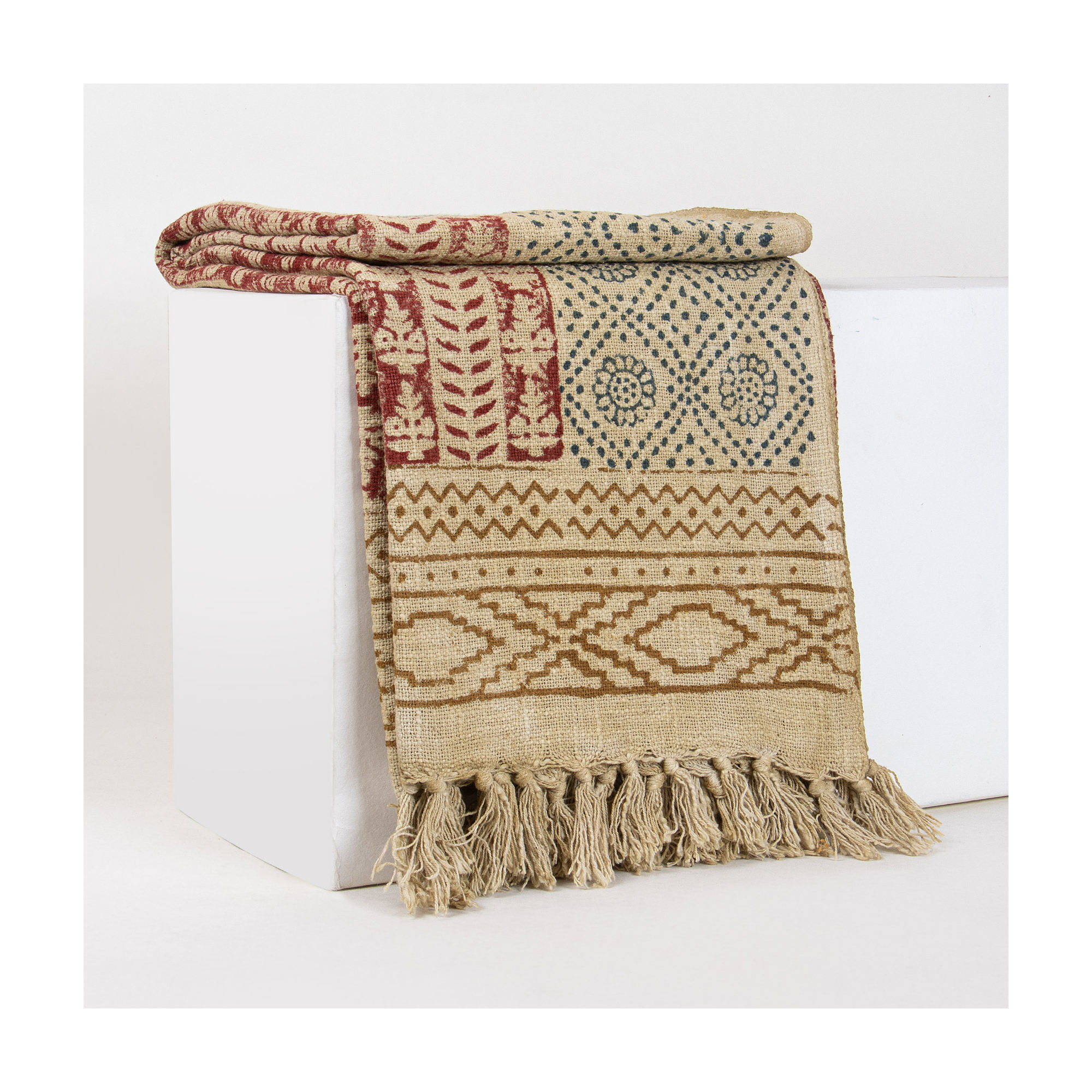 สีน้ำตาล