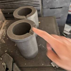 <span class=keywords><strong>Creuset</strong></span> en graphite pur AL-B, paroi intérieure lisse, résiste à 1650 °   Haute température, exposé à l'air et résistant à la corrosion - Product Image 2