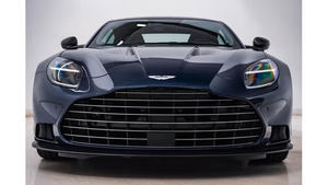 Asequible Aston Martin Vanquish Coupé RWD Certificado de Segunda Mano, Transmisión Automática, Motor Turbo, Neumáticos de 15\", Asientos de Cuero, Color Oscuro - Product Image 6