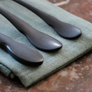 Última Llegada: Juego de Cubiertos Personalizado con Logotipo, Recubrimiento de Polvo Negro, 5 Piezas Únicas, Cubertería de Alta Calidad a Bajo Costo - Product Image 5