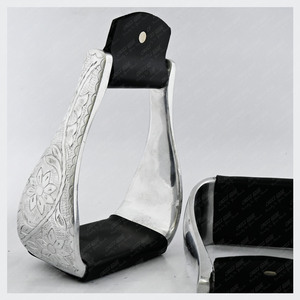 Precios al por mayor Estribo de caballo de aluminio Estribos en ángulo Barril Racing estribos occidentales para suministros de productos de caballo La mejor calidad - Product Image 6