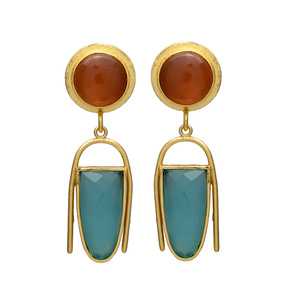 Recién llegado, juego de aretes de gota de piedras preciosas de ónix rojo, juego de aretes chapados en oro para mujer - Product Image 1