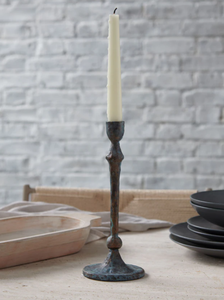 Bougeoir en métal personnalisé en laiton AK dans une base ronde finie antique pour la décoration de fêtes/décor de restaurant - Product Image 2