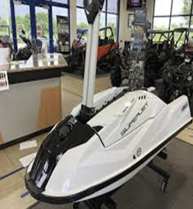 Jet ski Yamaha Waverunner SuperJet neuf, en fibre de verre, moteur 2 temps - Product Image 1