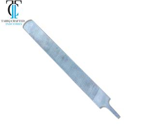 Raspador de Cascos para Herrador Hecho a Medida, Herramienta Profesional para el Cuidado de Cascos de Caballos, TARIQ CRAFTED INDUSTRIES - Product Image 2