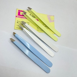 Pinzas de color personalizadas para cejas, venta al por mayor, pinzas de Punta puntiaguda inclinada para cejas, pinzas profesionales de depilación de acero inoxidable - Product Image 1