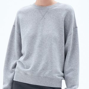 Nouveau style d'hiver pour femmes sweat confortable tricoté surdimensionné Streetwear anti-boulochage caractéristique imprimé vêtements de sport pour femmes - Product Image 3