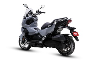 Modelo en Oferta, Nueva S-y-m A-DX 125-cc LC Urb-an, Diseño Urbano, Características de Trail, con 2 Años de Garantía Internacional - Product Image 3