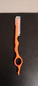 เครื่องมือตัดผมแบบมีแหวนนิ้ว |   มีดโกนแต่งทรงผมสำหรับมืออาชีพ โดย MAQNSCO - Product Image 5