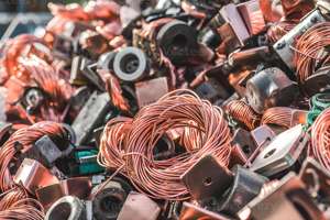 Déchets de câbles en cuivre brillant de qualité AA 99,99 % en gros 1 #   2 #   Fil recyclé de qualité supérieure pour usage industriel, livraison rapide et fiable - Product Image 4