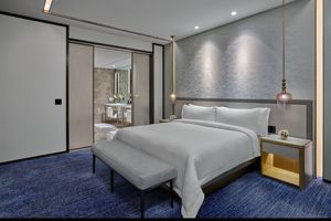 Fabricant de meubles sur mesure pour hôtels St. Regis, solution tout-en-un pour les meubles de chambre d'hôtel - Product Image 4