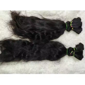 Cheveux vierges bruts non transformés en vrac avec un alignement naturel des cuticules brillant et une texture soyeuse conçus pour le tressage traditionnel - Product Image 4