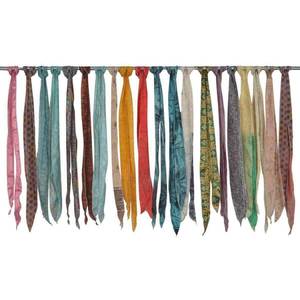 Pañuelo de Seda Multicolor Vintage, Estampado a Mano con Temática Boho, para el Cuello, Accesorio de Moda para la Primavera - Product Image 2