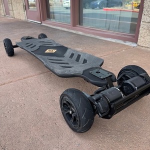 BUENO #   Patineta Eléctrica Carve 3 PRO Negra 2025, Último Modelo, para Gimnasio - Product Image 1