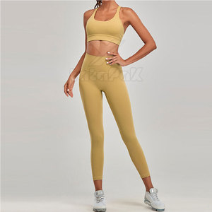 Ensemble de yoga pour femmes sur mesure de dernière génération, taille haute élastique, logo sur le devant, vêtements décontractés - Product Image 1