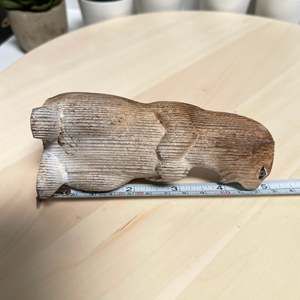YEEYAYA statua di marmotta e marmotta in legno intagliato a mano statuette di animali selvatici per decorazioni per la casa di bambù e artigianato in legno - Product Image 4