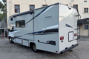 Vehículo usado confiable, Mercedes-Benz Sprinter 3500XD Coachmen Prism 2019 - Product Image 2