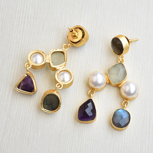 ต่างหูแฟชั่นทองเหลืองส่งออกดีไซน์เก๋สไตล์โบโฮประดับด้วยหินธรรมชาติมุกแท้ทองเหลืองโบราณ - Product Image 6