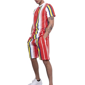 Vente en gros Ensemble de sport pour hommes Ensemble d'été 2 pièces T-shirts à manches courtes et shorts Ensemble de shorts élégants, décontractés et respirants - Product Image 5