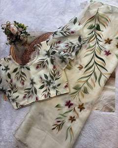 Sari de organza suave para mujer adulta con estampado floral, borde de perlas talladas a mano Dena, bordado de perlas, hecho en India - Product Image 2