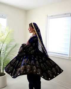 ชุดเดรสวินเทจอัฟกานิสถาน ดีไซน์โดดเด่นและเป็นที่นิยม ขายส่งแฟชั่นเดรสยาว ปักลายด้วยผ้าปะติด ชุดเดรสวินเทจอัฟกานิสถาน - Product Image 4