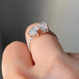 ดีไซน์หินสองก้อนรูปลูกแพร์และมรกตแบบ3.09TCW VVS Moissanite หมั้น Ring10K ทองคำ14K 18K - Product Image 1