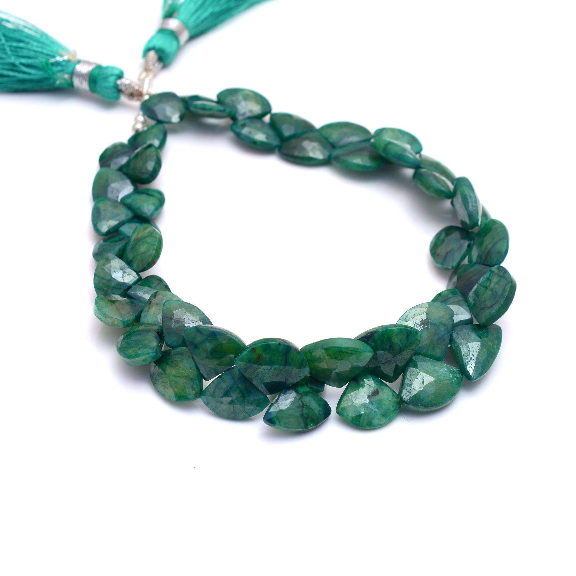 สีเขียว