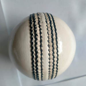 Pelota dura de críquet con logotipo personalizado al por mayor-Pelota deportiva de cuero de alta calidad pelotas de críquet cosidas a mano - Product Image 1