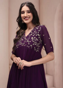 Ensemble Kurta Anarkali et pantalon en Georgette brodé pour femme Trendmalls (E55-Violet) - Coupe ample infroissable pour fêtes et mariages - Product Image 5