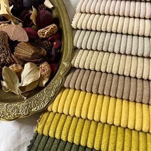 Tissu en velours côtelé de polyester pour la tapisserie d'ameublement de canapé de textile à la maison Type tricoté techniques de chaîne fil non tissé teint Vietnam - Product Image 1