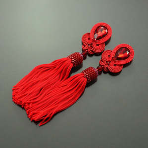 Gland de couleur rouge sur mesure avec perles, soyeux et coloré, de haute qualité, gland à franges sur mesure fabriqué au Pakistan - Product Image 4