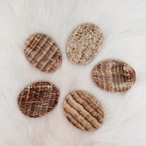 หินอาเกตธรรมชาติหินอารากอไนต์คริสตัลนิ้วหัวแม่มือหินกังวลสำหรับทำสมาธิพลังงาน - Product Image 4