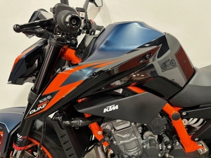 NOUVEAU 2025/2023 890 DUKE R Full Tech Pack4 Motocyclettes Haute Performance Prêtes à être Expédiées dans le Monde Entier Avancées - Product Image 6