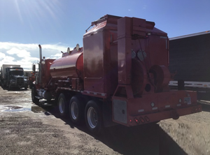 1FVPALAV37D 2007 8x6 Frac Calentador Camión tractor de campo petrolífero Vehículo industrial de servicio pesado para operaciones de campos petrolíferos - Product Image 4