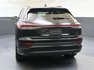 Audi Q4 e-tron Premium Plus 55 2024, conduite à gauche, berline électrique à moteur unique, automatique, livraison gratuite à domicile - Product Image 5