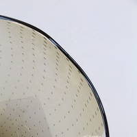 Bixuan Smoky für gepunktete Textur Mundgeblasene Kalknatzglas-Schale mit schwarzem Rand, Wellenkante, fußige Obstplatte, moderne Kunst