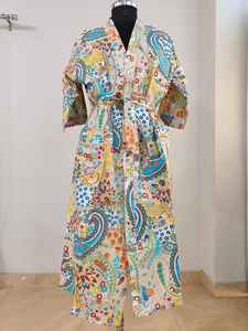 Robes kimono 100% coton, magnifiques robes kimono en coton, robes kimono indiennes en coton à motifs floraux, best-seller, cadeaux pour elle et lui, vêtements de détente - Product Image 2