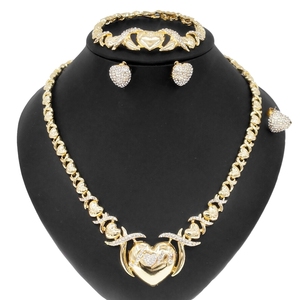 Zhuerrui Vente chaude Style pop Xoxo Câlin et baiser Je t'aime Ensemble de bijoux Dernier design Femmes Collier plaqué or Ensembles de bijoux X0147 - Product Image 3