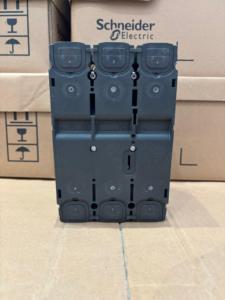 Disjoncteur Schneider ComPacT NSX160F MCCB 100A 3 pôles avec déclencheur 36kA 415VAC TMD Capacité de coupure 25KA - Product Image 4