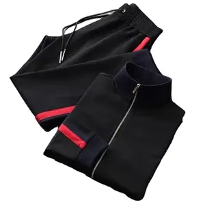 Setelan pakaian olahraga untuk pria, setelan lari kasual bergaris samping, setelan olahraga hitam dan merah bergaris kualitas terbaik