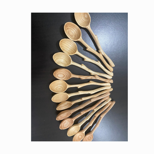 ช้อนไม้ธรรมชาติสำหรับงานฝีมือแบบไม่ซ้ำใครในเวียดนามช้อนไม้รูปหัวใจทำจากไม้พร้อมโลโก้เลเซอร์ - Product Image 4