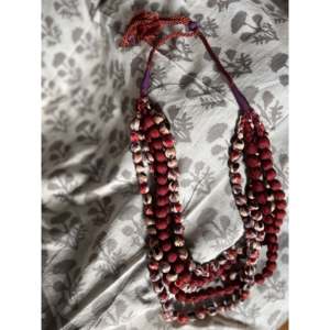 Collar de Cinco Cadenas con Cuentas de Sari, Estilo Religioso Moderno, con Amatista, Diamante, Cuarzo, Ágata, Turquesa y Granate, Ideal para Regalo - Product Image 1