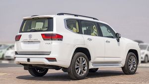 Mejor Oferta LandCruiser 2025 VXR |   Motor Diésel de 3.3L |   Opción Completa |   Funciones de Seguridad por Radar |   SUV de Lujo con Tracción en las Cuatro Ruedas - Product Image 4