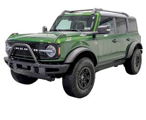 SUV 4x4 2024 avec volant à gauche, sièges en cuir, jantes en alliage d'aluminium R17, toit ouvrant panoramique, caméra de recul 360°, transmission automatique intelligente, bon état - Product Image 1