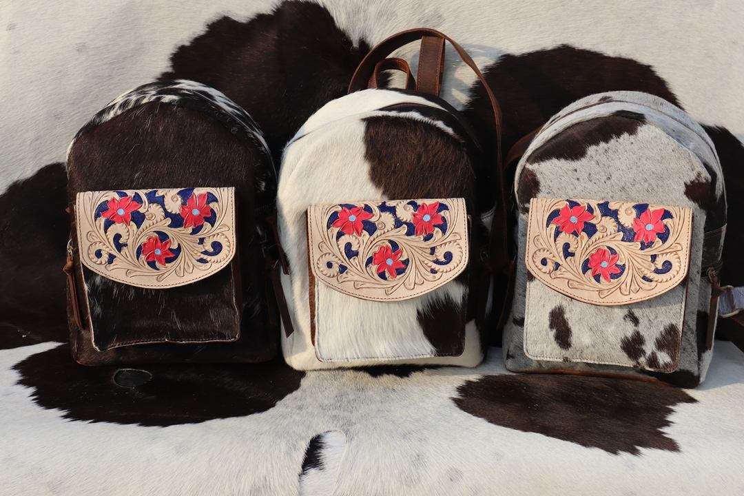 ขาว &amp; ดำ